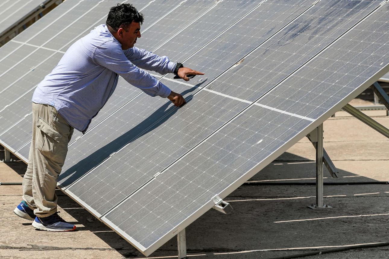 Photovoltaic solar panels in Sulaimani, Iraq